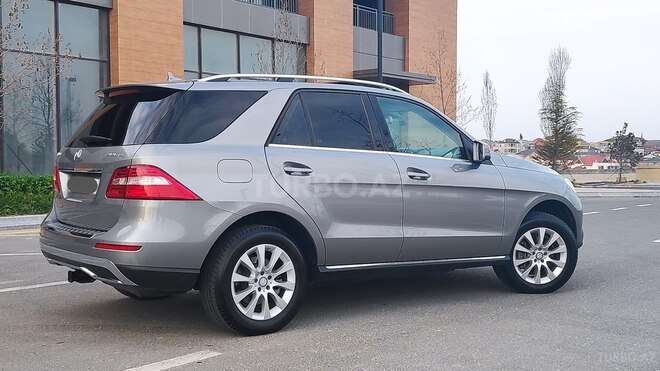 Mercedes ML 350 2015, 81,000 km - 3.0 l - Bakı