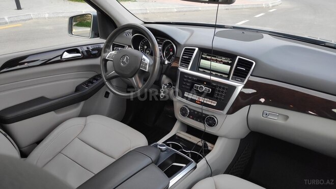 Mercedes ML 350 2015, 81,000 km - 3.0 l - Bakı