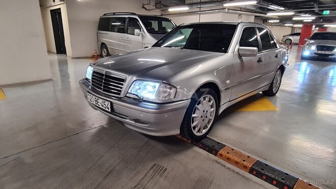 Mercedes C 240 1999, 275,000 km - 2.4 l - Gəncə