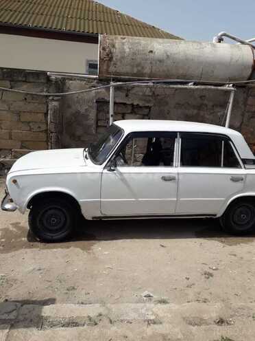 LADA (VAZ) 21011 1984, 196,000 km - 1.6 l - Bakı