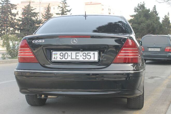 Mercedes C 240 2000, 283,970 km - 2.6 l - Sumqayıt