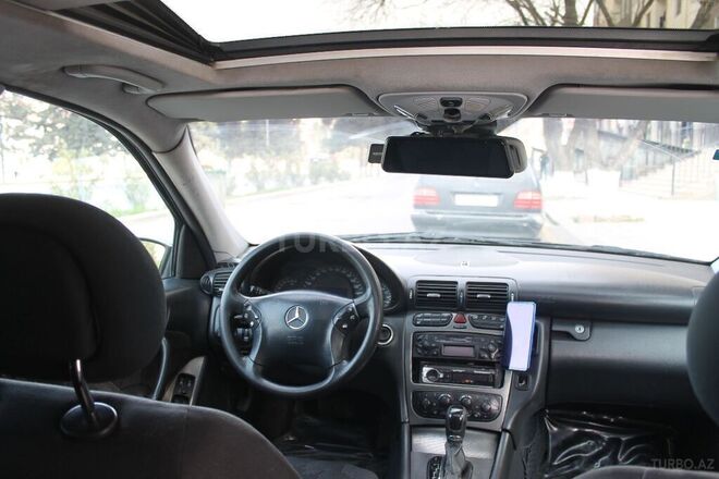 Mercedes C 240 2000, 283,970 km - 2.6 l - Sumqayıt