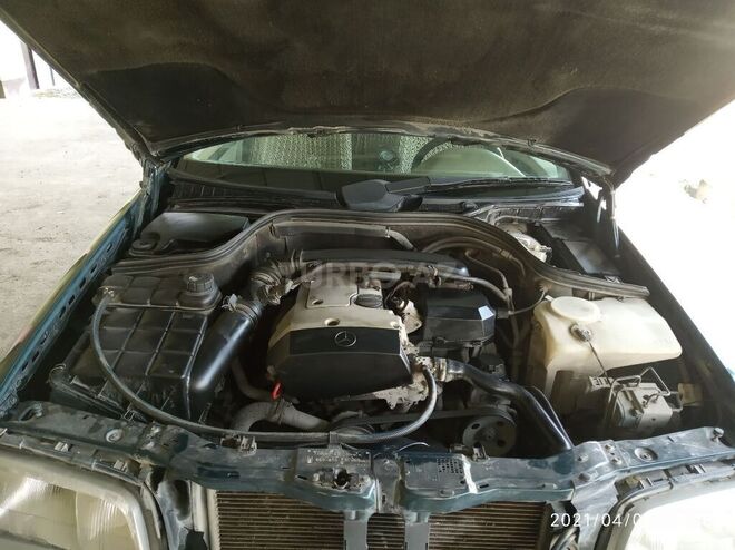 Mercedes C 180 1998, 273,355 km - 1.8 l - Qəbələ
