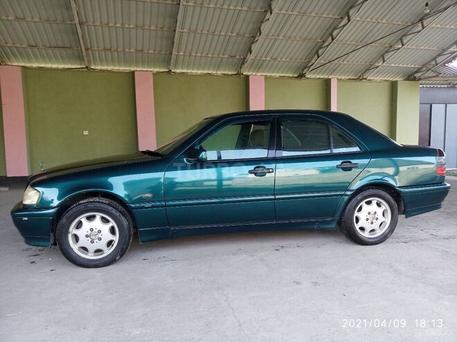 Mercedes C 180 1998, 273,355 km - 1.8 l - Qəbələ