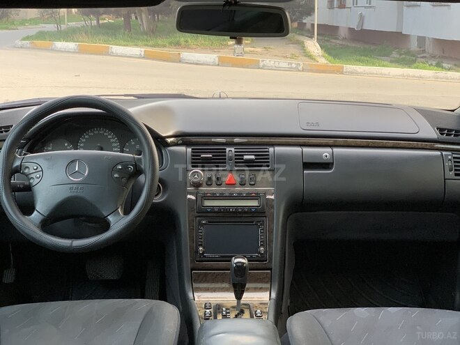 Mercedes E 220 2001, 511,000 km - 2.2 л - Bakı