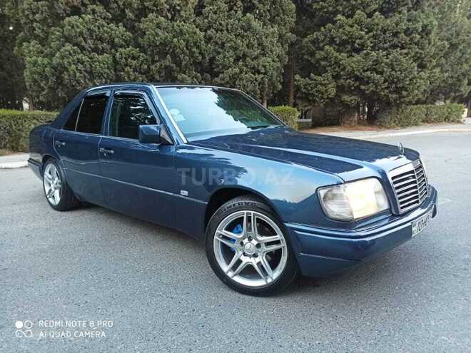 Mercedes E 220 1993, 374,000 km - 2.2 l - Sumqayıt