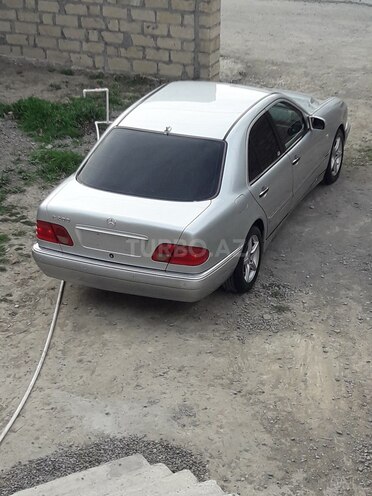 Mercedes E 200 1999, 262,532 km - 2.0 l - Gəncə
