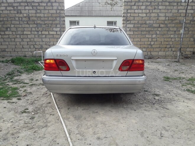 Mercedes E 200 1999, 262,532 km - 2.0 l - Gəncə