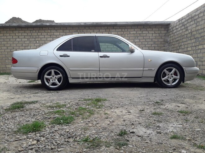 Mercedes E 200 1999, 262,532 km - 2.0 l - Gəncə