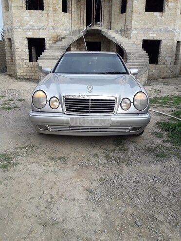 Mercedes E 200 1999, 262,532 km - 2.0 l - Gəncə