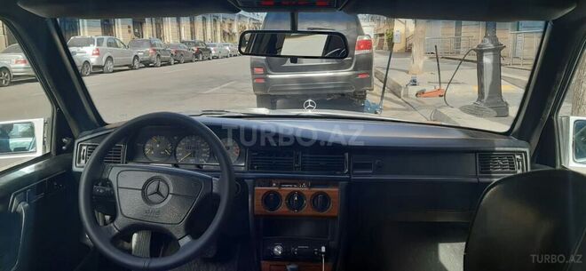 Mercedes 190 1990, 234,654 km - 1.8 l - Bakı