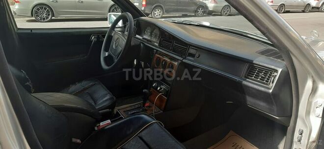 Mercedes 190 1990, 234,654 km - 1.8 l - Bakı