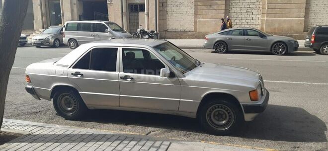 Mercedes 190 1990, 234,654 km - 1.8 l - Bakı