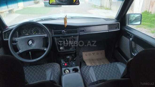 Mercedes 190 1990, 220,080 km - 2.3 l - Bakı