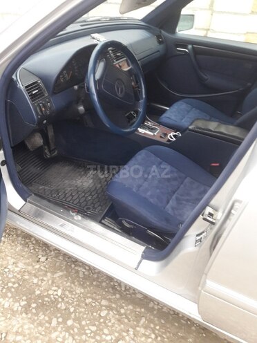 Mercedes C 240 1997, 390,000 km - 2.4 l - Xaçmaz