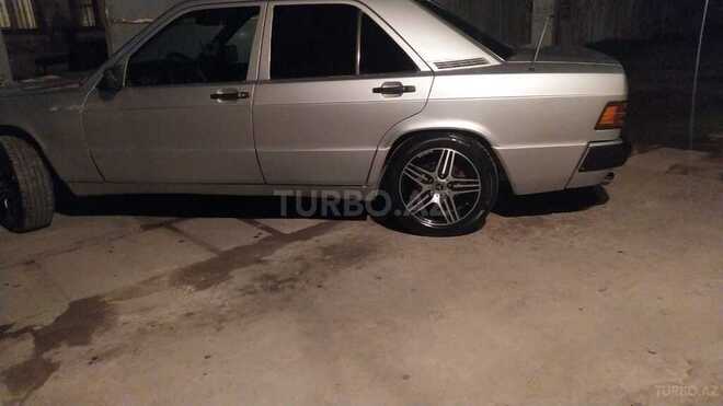 Mercedes 190 1990, 220,080 km - 2.3 l - Bakı
