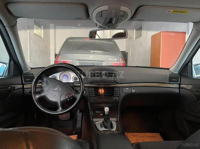 Mercedes E 220 2004, 250,000 km - 2.2 l - Bakı