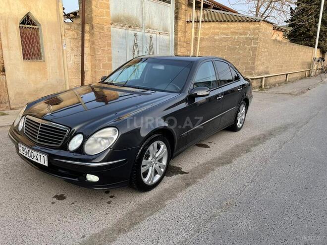 Mercedes E 220 2004, 250,000 km - 2.2 l - Bakı