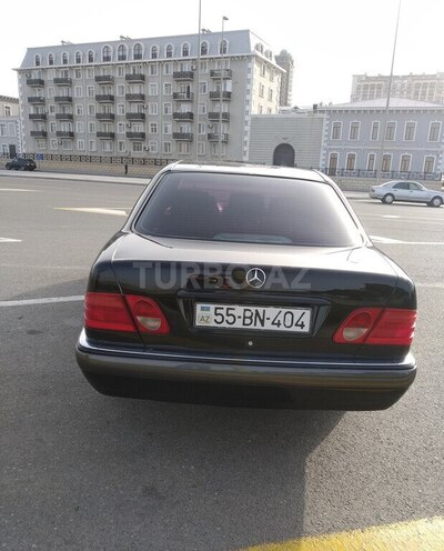 Mercedes E 240 1998, 123,000 km - 2.4 л - Bakı