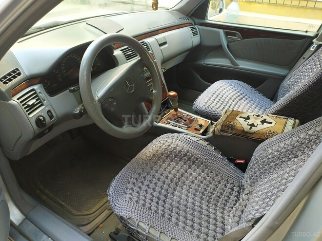 Mercedes E 270 1999, 400,000 km - 2.7 l - Bakı