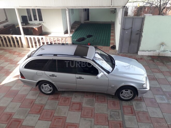 Mercedes C 220 1998, 283,400 km - 2.2 л - Tovuz