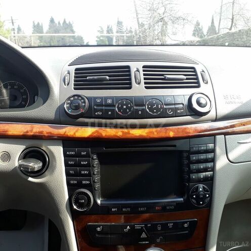Mercedes E 320 2003, 243,000 km - 3.2 л - Balakən