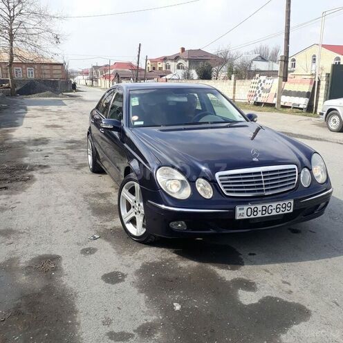 Mercedes E 320 2003, 243,000 km - 3.2 л - Balakən