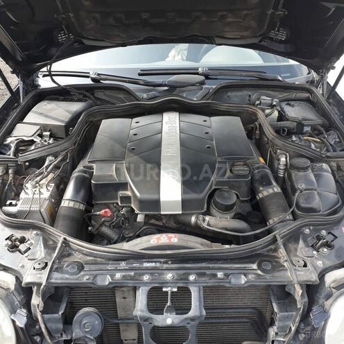 Mercedes E 320 2003, 243,000 km - 3.2 л - Balakən