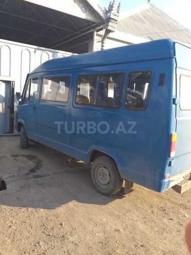 Mercedes  1992, 120,000 km - 2.3 l - Tovuz