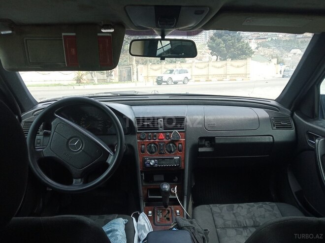 Mercedes C 220 1999, 713,000 km - 2.2 l - Bakı