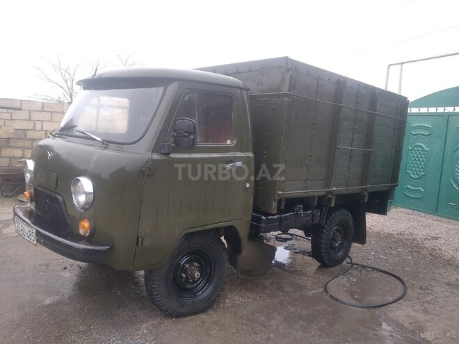 UAZ 3303 1988, 280,008 km - 2.4 l - Qusar