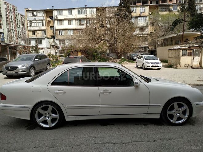 Mercedes E 320 2001, 196,943 km - 3.2 л - Bakı