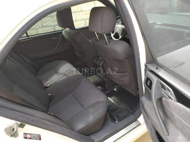 Mercedes E 320 2001, 196,943 km - 3.2 л - Bakı