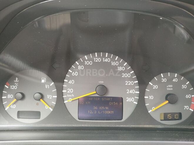 Mercedes E 320 2001, 196,943 km - 3.2 л - Bakı