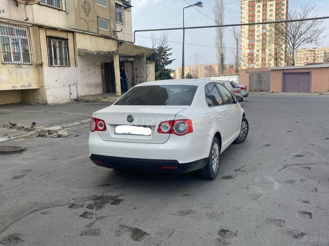 Volkswagen Jetta 2011, 352,000 km - 1.6 l - Bakı
