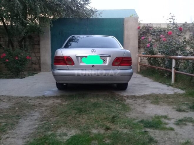 Mercedes E 250 1996, 380,000 km - 2.5 l - Bakı