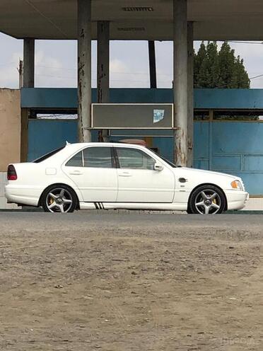 Mercedes C 240 1998, 270,000 km - 2.4 l - Bakı