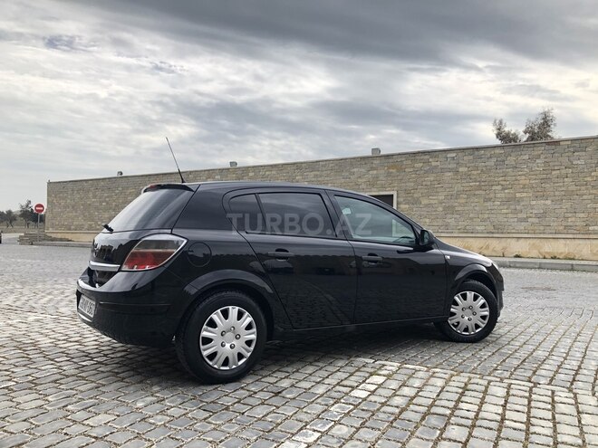 Opel Astra 2009, 175,000 km - 1.4 л - Bakı