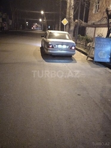 Mercedes E 200 1994, 507,300 km - 2.0 l - Masallı