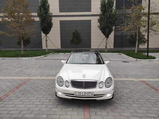 Mercedes E 240 2004, 255,059 km - 2.6 l - Salyan