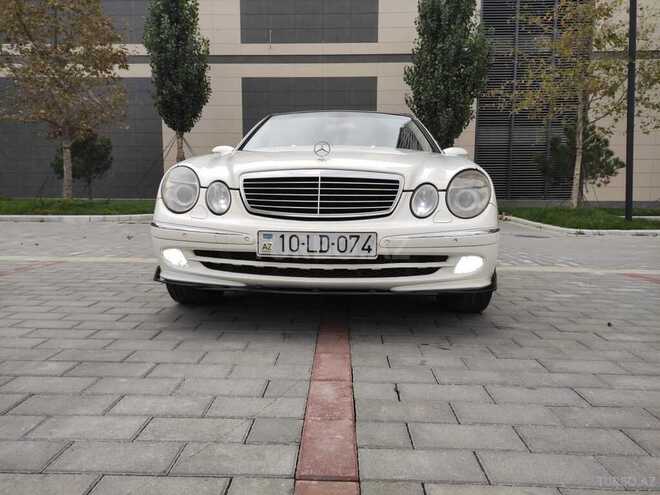 Mercedes E 240 2004, 255,059 km - 2.6 l - Salyan