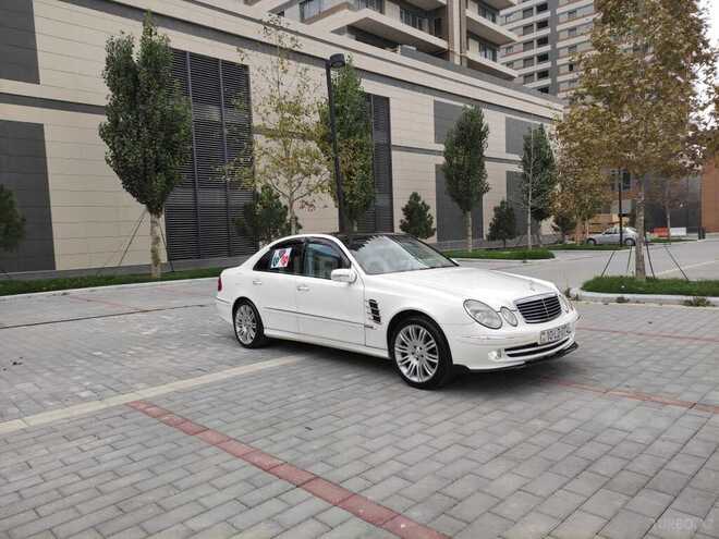 Mercedes E 240 2004, 255,059 km - 2.6 l - Salyan