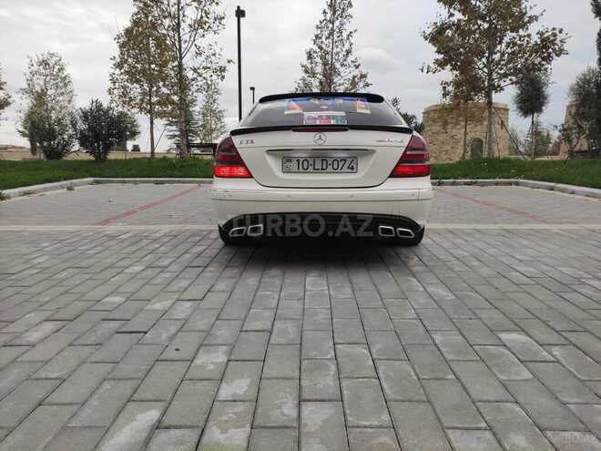 Mercedes E 240 2004, 255,059 km - 2.6 l - Salyan