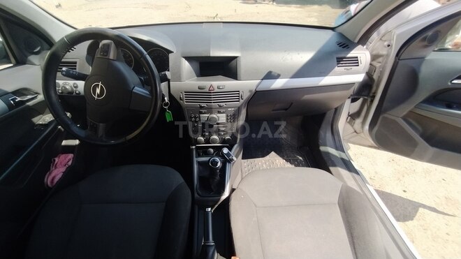 Opel Astra 2006, 230,000 km - 1.4 л - Bakı