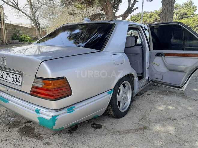 Mercedes E 220 1990, 346,700 km - 2.2 l - Bakı