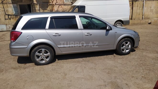 Opel Astra 2006, 230,000 km - 1.4 л - Bakı