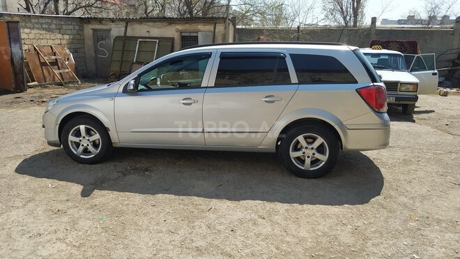 Opel Astra 2006, 230,000 km - 1.4 л - Bakı