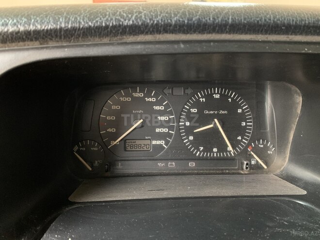 Volkswagen Golf 1992, 288,820 km - 1.8 l - Gəncə