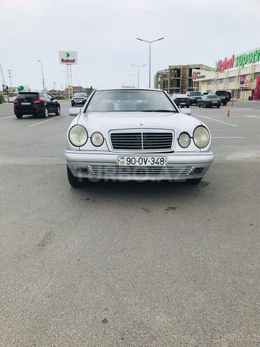 Mercedes E 230 1996, 70,000 km - 2.3 l - Bakı