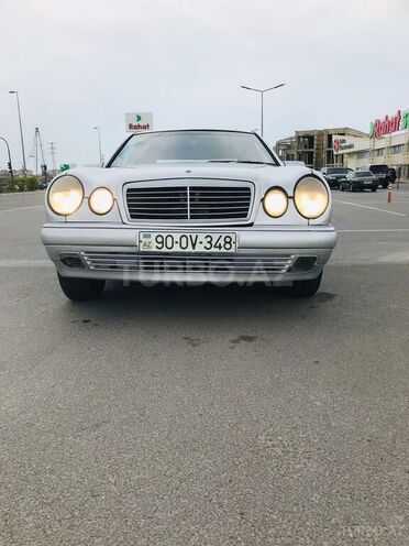 Mercedes E 230 1996, 70,000 km - 2.3 l - Bakı